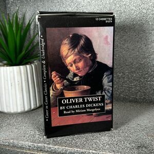 Oliver Twist by Charles Dickens Cassette Audio Complete & Unabridged